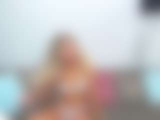 Live cam show with chrystalmills - Curvy Small Tits on Free Soda