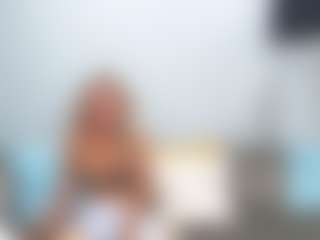 Live cam show with chrystalmills - Grey Eyes on AdultVida.com