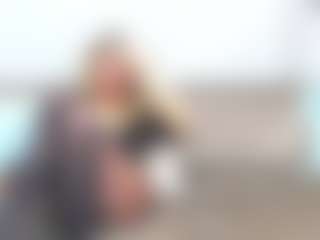 Live cam show with chrystalmills - Wife on Cam Slut