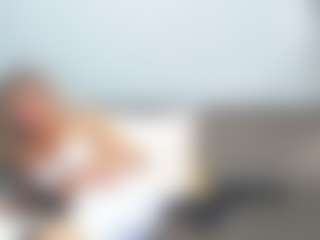 Live cam show with chrystalmills - Housewife on sexylivex.com