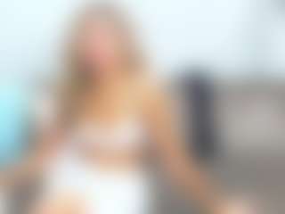 Live cam show with chrystalmills - Cosplay on googirlz