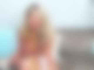 Live cam show with chrystalmills - Goth on Hubzter Live