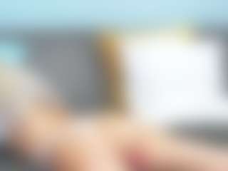 chrystalmills's Live Sex Cam Show