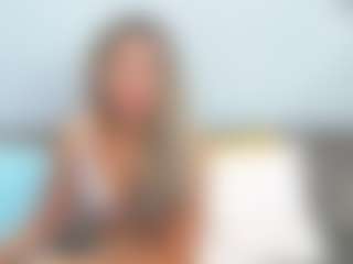 Live cam show with chrystalmills - Goth on CamwithHer