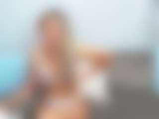 chrystalmills's Live Sex Cam Show
