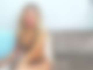 Live cam show with chrystalmills - Blue Eyes on Livezox