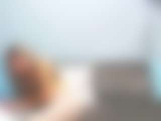 Live cam show with chrystalmills - Blonde Hair on SxyPornLive