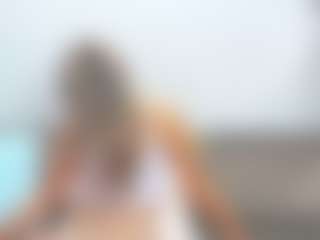 Live cam show with chrystalmills - Wife on Camsoda