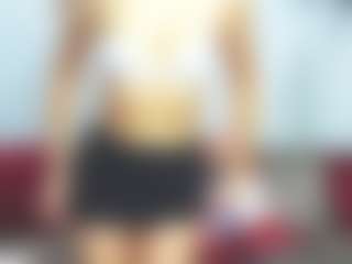 chrystalmills MILF webcam performer live streaming