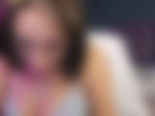 Live cam show with jenniferstone - Average on fuck-show.com