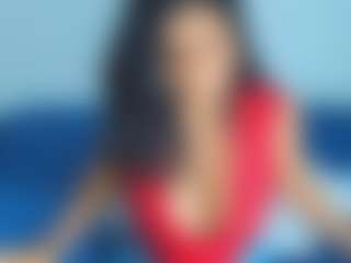 Sophia Quintero MILF webcam performer live streaming