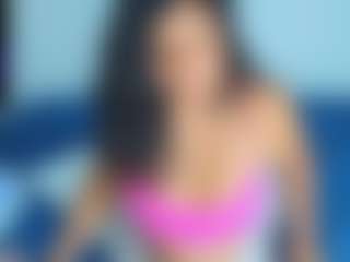 Live cam show with Sophia Quintero - Black on Camsoda