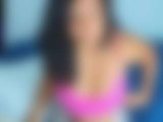 Live cam show with Sophia Quintero - Erotic Dance on Milfs Live