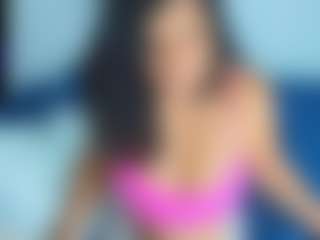 Live cam show with Sophia Quintero - MILF on Camsoda