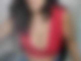 Live cam show with Sophia Quintero - Mobile MILF on SquirtSoMuch