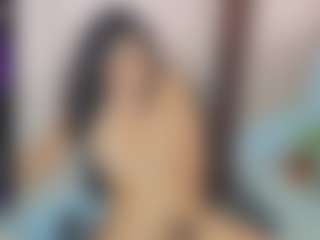Sophia Quintero MILF webcam performer live streaming