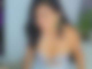 Live cam show with Sophia Quintero - Amateur on Camsoda