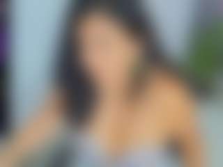 Live cam show with Sophia Quintero - Drinking on Camsoda