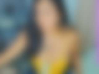 Live cam show with Sophia Quintero - Chubby on Camsoda.co