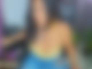 Live cam show with Sophia Quintero - Chubby on TastyBlacksLive