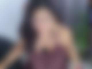 Sophia Quintero MILF webcam performer live streaming