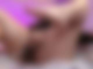 YourbabyKylie's Live Sex Cam Show
