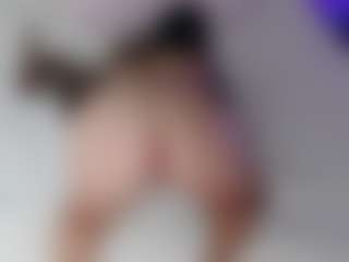 YourbabyKylie's Live Sex Cam Show