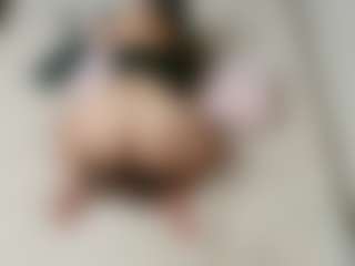 YourbabyKylie's Live Sex Cam Show