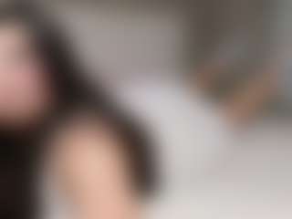 YourbabyKylie's Live Sex Cam Show
