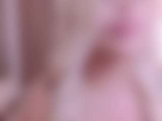 YourbabyKylie's Live Sex Cam Show
