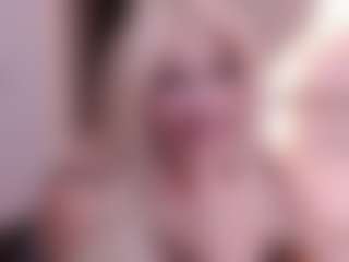 YourbabyKylie's Live Sex Cam Show