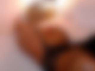 Live cam show with alice-fox - Foot Fetish on chickslive.net