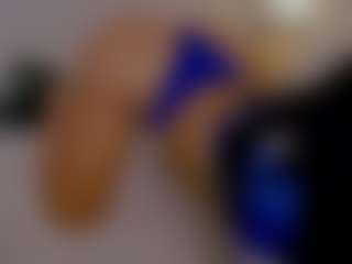 alice-fox's Live Sex Cam Show