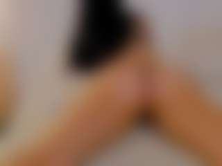 alice-fox's Live Sex Cam Show