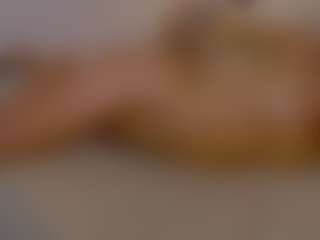 Live cam show with alice-fox - Anal on Soda Cam