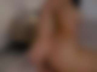 alice-fox's Live Sex Cam Show