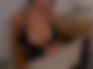 alice-fox's Live Sex Cam Show