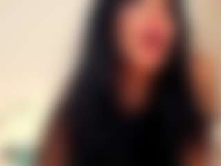 Live cam show with alice-fox - Latina Petite on Mixed Magazine Live