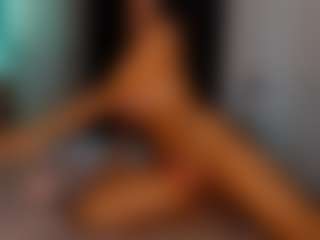 alice-fox's Live Sex Cam Show