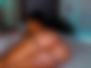 alice-fox's Live Sex Cam Show