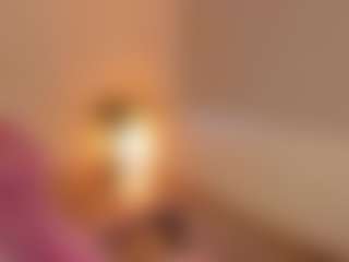 Live cam show with Kim Thompson - Athletic on Camsoda | colombia