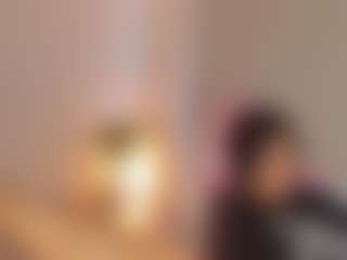 Live cam show with Kim Thompson - Rough on x69.live