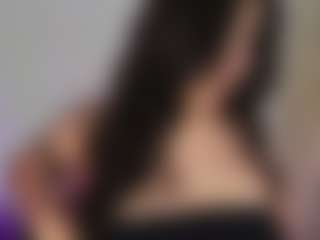 Live cam show with Kim Thompson - Tease on Camsoda