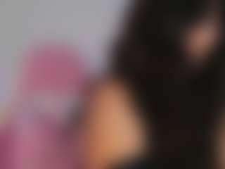 Live cam show with Kim Thompson - Athletic Brown Eyes on slutload