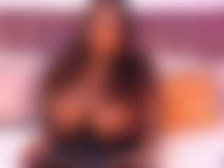 CheneellLorens's Live Sex Cam Show