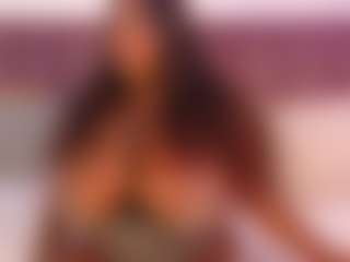 Live cam show with CheneellLorens - Ebony on Camsoda.co | colombia