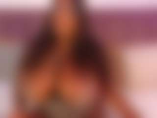 Live cam show with CheneellLorens - Ebony on eurowanks.com