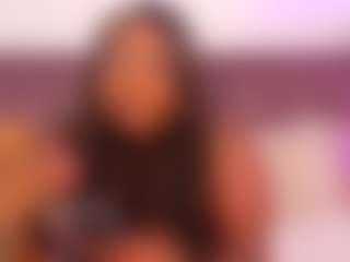 Live cam show with CheneellLorens - Ebony on Milfs Live | colombia