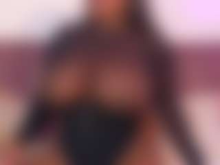 CheneellLorens's Live Sex Cam Show