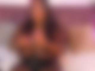 Live cam show with CheneellLorens - Cowgirl on studioflirtlive.com
